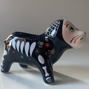 El Día de los Muertos Candy Skull Dog Planter